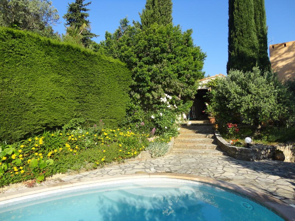 B&B Chez Max Figanières Esterno foto